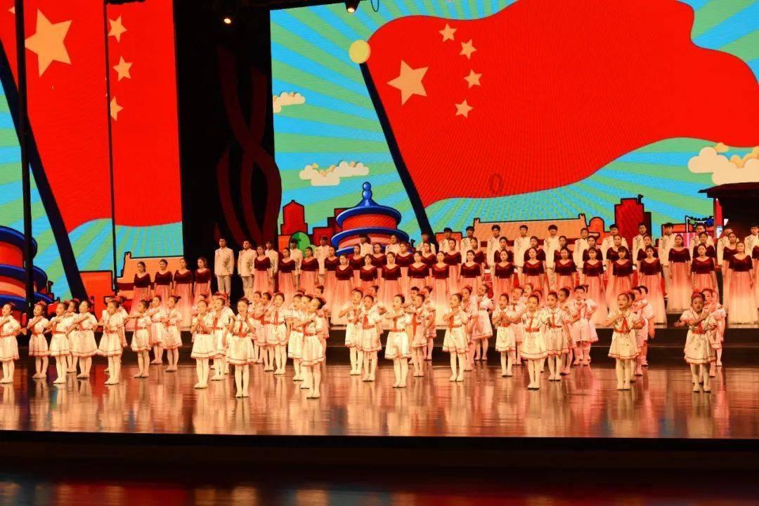 抖音博主“月月鸟不帅”免费赠送东北特产